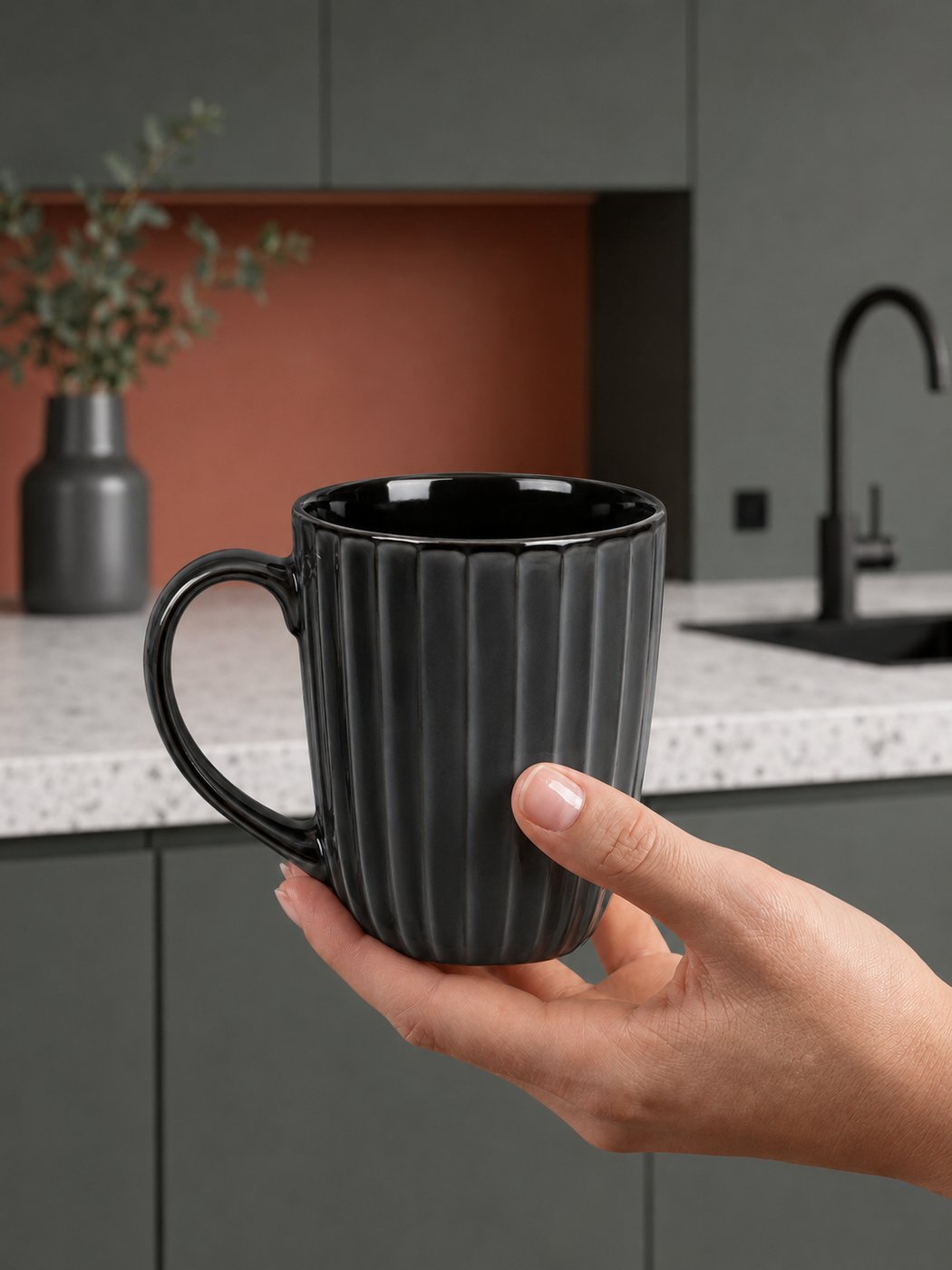 MÜGE Ostita Grey Black - сцена 5