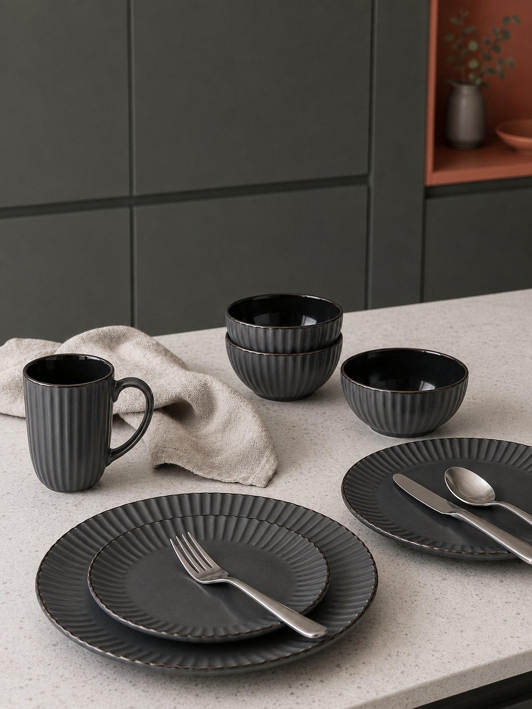 MÜGE Ostita Grey Black - сцена 9